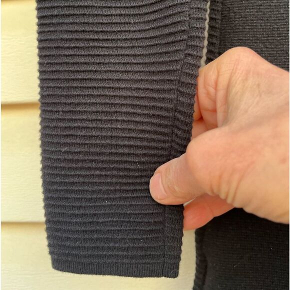 Sandro high end black knee length long sleeve knitted dress, front decor, size1 - Picture 5 of 10